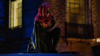 The CW's Batwoman in Elseworlds crosover