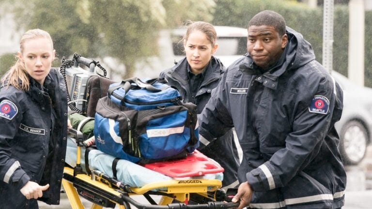 17 TV Shows about Paramedics and EMTs | tvshowpilot.com