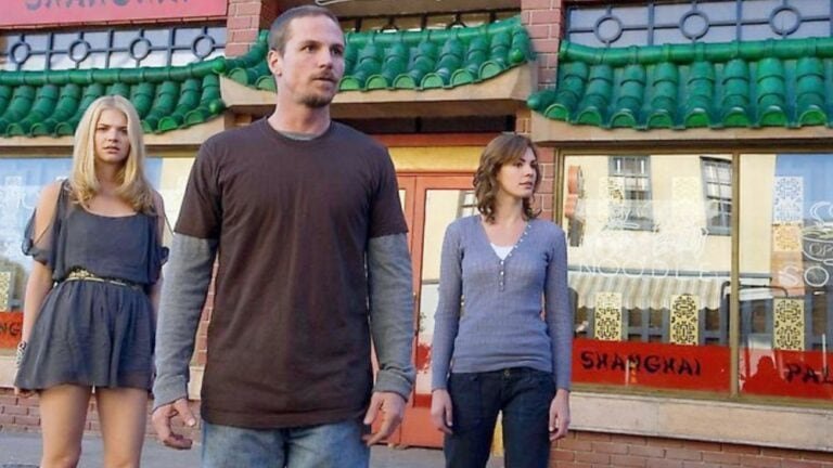 The 22 Best TV Shows About Being Stranded on an Island | tvshowpilot.com